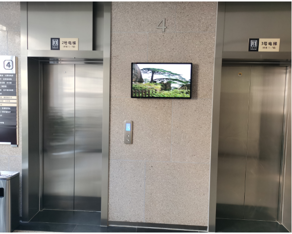 安徽省檔案館一批二十余臺(tái)電梯信息發(fā)布廣告機(jī)安裝調(diào)試完成